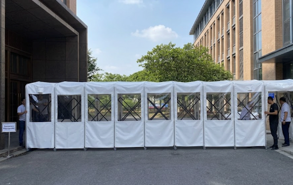 Pro Series Retractable Tunnel